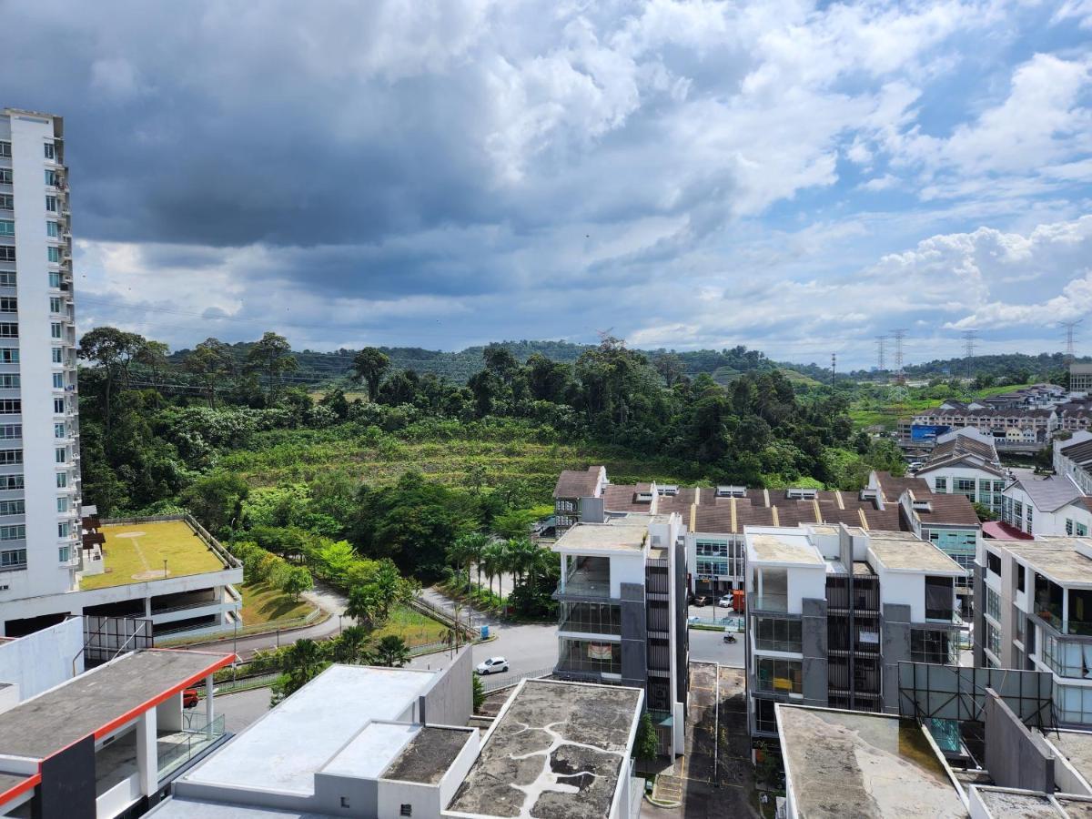 Taman Equine Comfy Studio#Greenery View#4 Pax#Aeon Mall Seri Kembangan Exterior foto